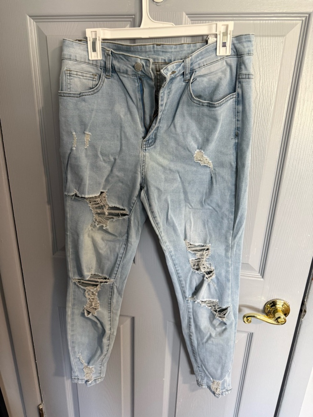 SHEIN Light Blue Denim Jeans